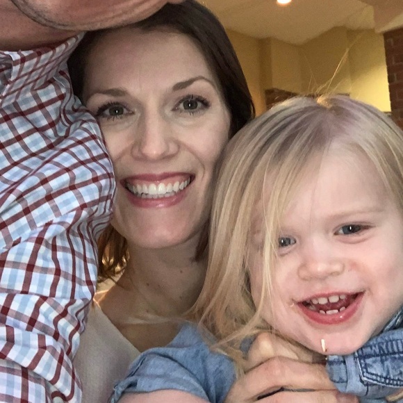 Meet your Posher, Annie - Picture 2 of 2